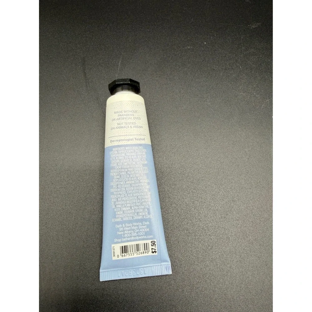 Bath & Body Works Aromatherapy Sleep Lavender Vanilla Hand Cream 1 fl oz 29 mL‎